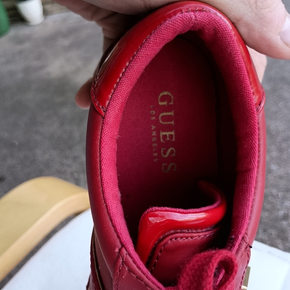 Guess Los Angeles Red Low Top Sneakers Gold Toned Trim Women’s_7 - Picture 7 of 16